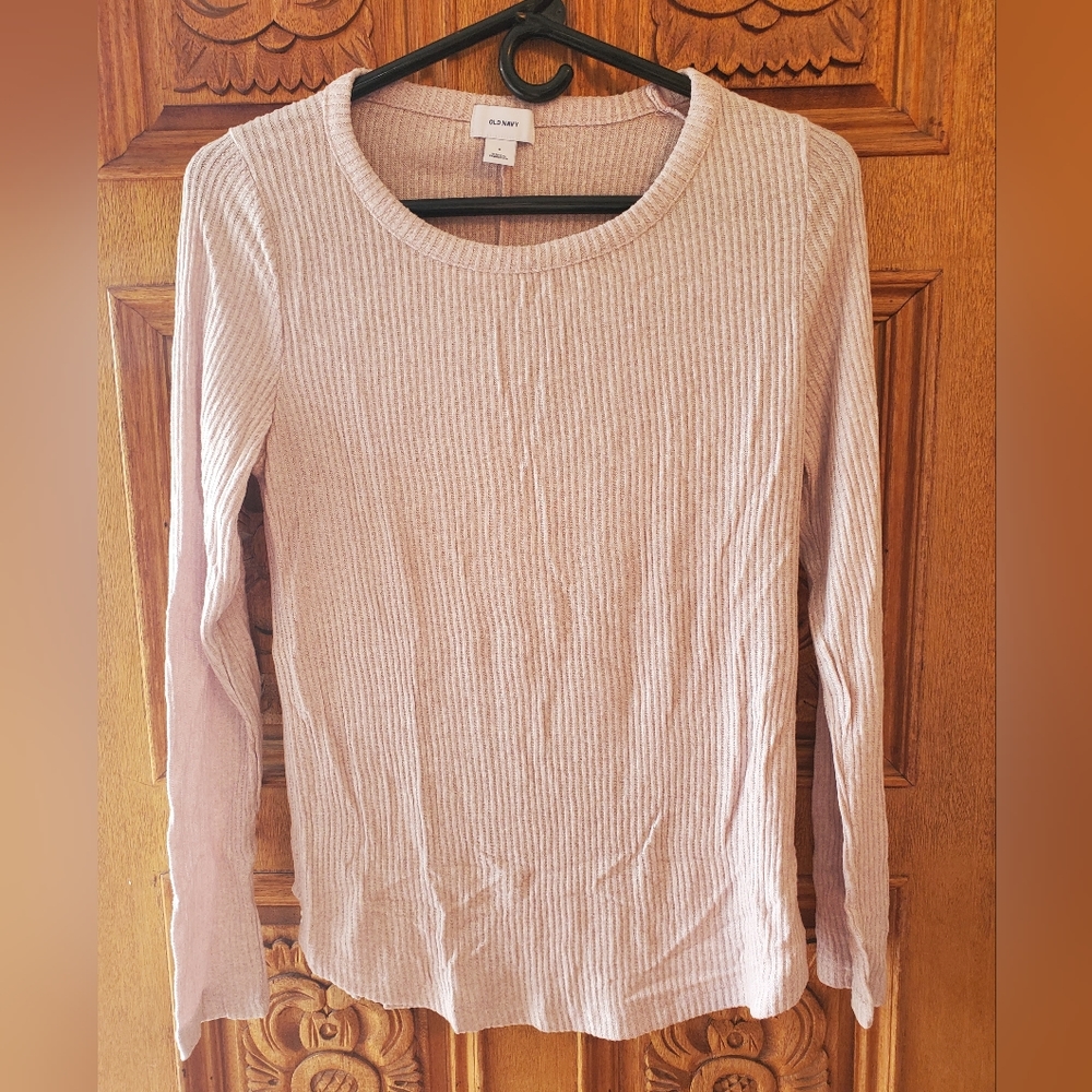 Blush pink Old Navy sweater. Size small